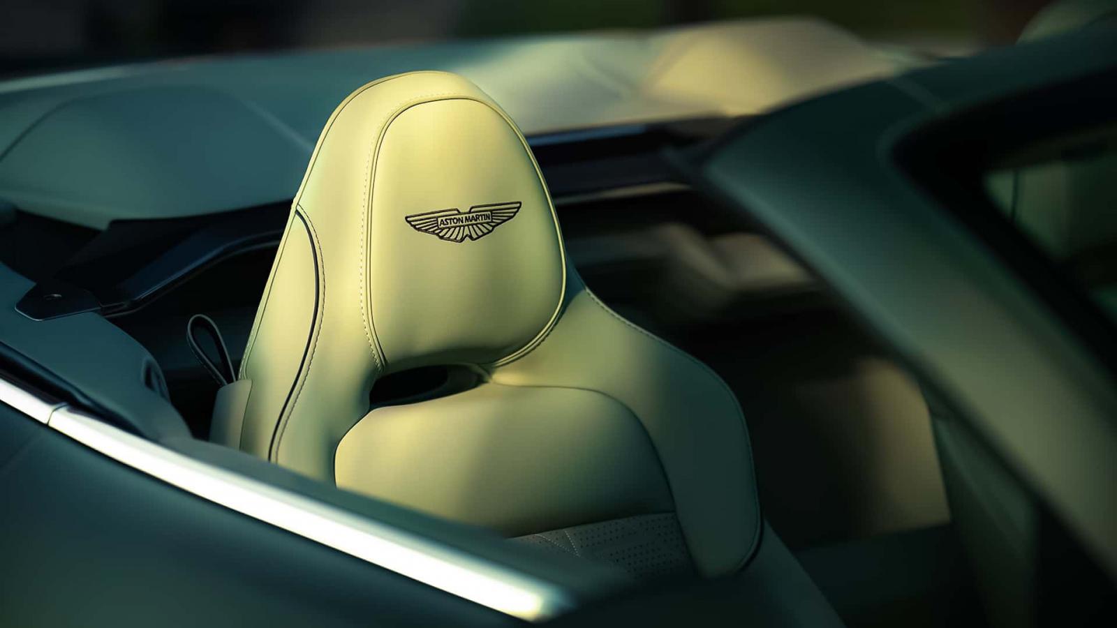 Η ισχυρότερη κάμπριο Aston Martin είναι η Vanquish Volante